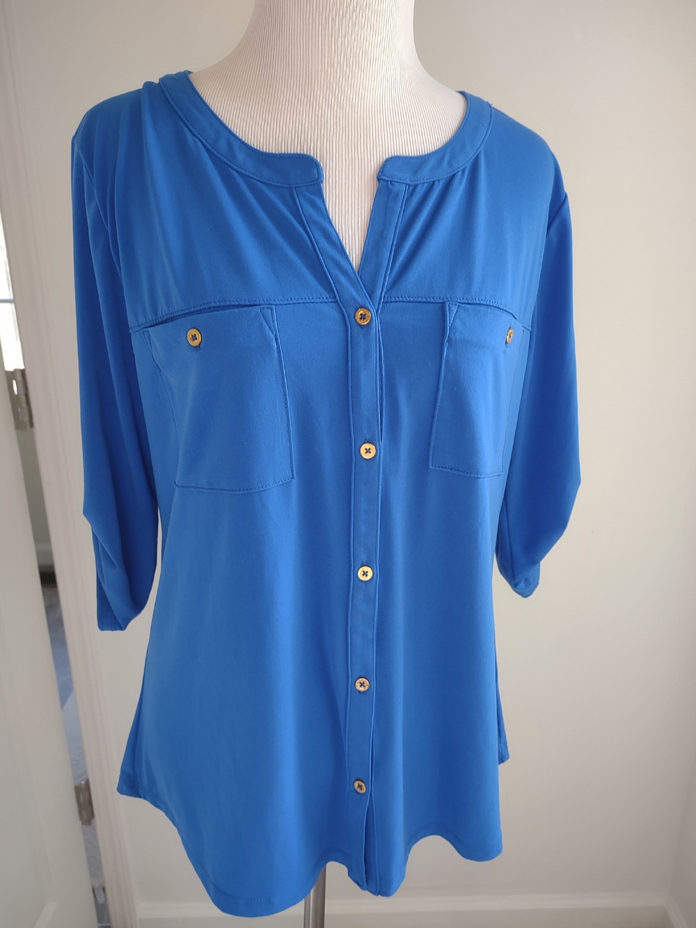 Ellen Tracy Button-Front Blouse in Bright Blue with Gold Buttons